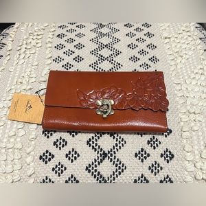 Patricia Nash Terresa Wallet